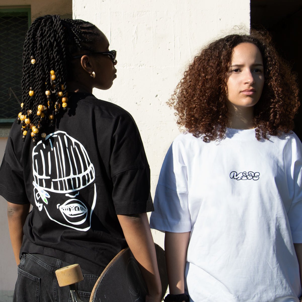 House of Mess: Grills Oversized Tee - Moon Soldier